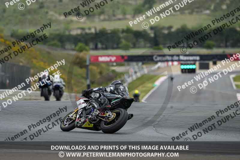 cadwell no limits trackday;cadwell park;cadwell park photographs;cadwell trackday photographs;enduro digital images;event digital images;eventdigitalimages;navarra;no limits trackdays;peter wileman photography;racing digital images;trackday digital images;trackday photos